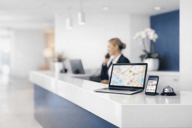 Pourquoi les hôtels perdent des réservations directes à cause d’un mauvais SEO local